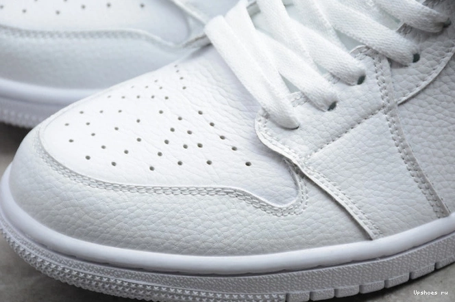 White Jordan BQ6472-106 Red University Mid (W) 1 0109